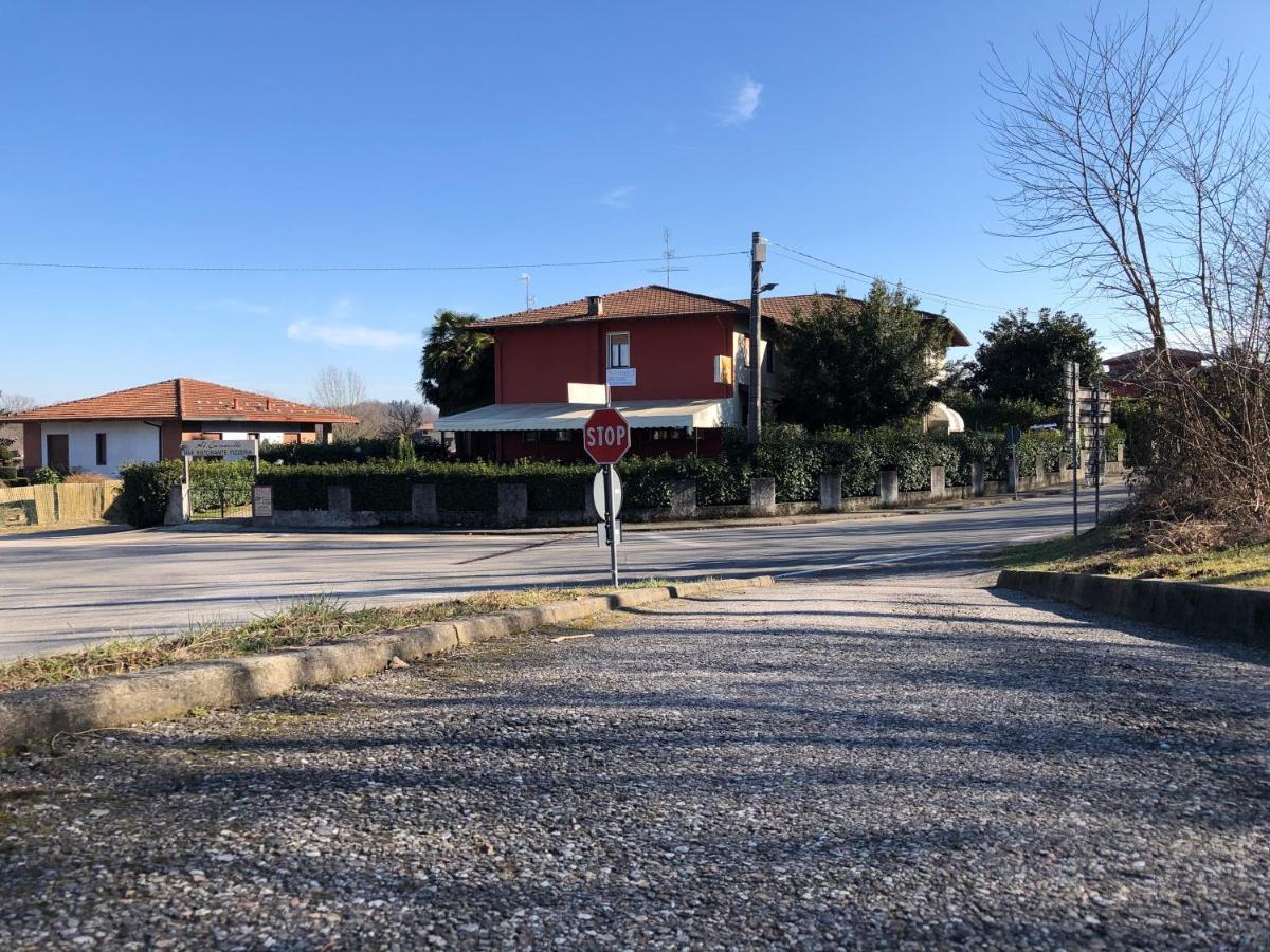 La Locanda Di Perico Paola Veruno Exterior photo